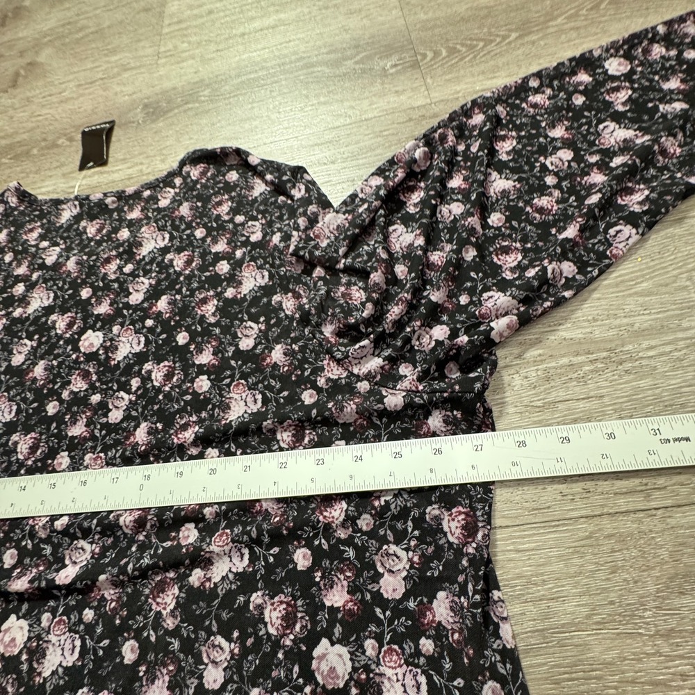 Torrid Top Womens 5x Black Pink Rose Floral Mesh Tunic Crew Neck Peasant Nylon - Picture 8 of 9